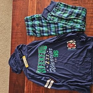 Boys Pajama Set NWT
